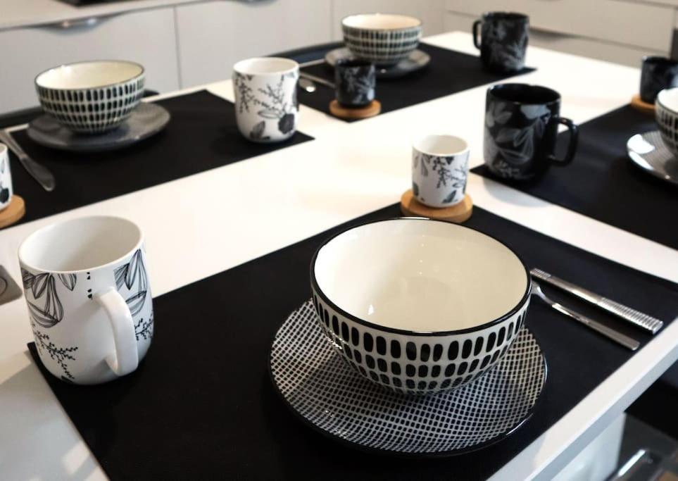 Superbe Duplex En Hypercentre Ville 阿棉 外观 照片