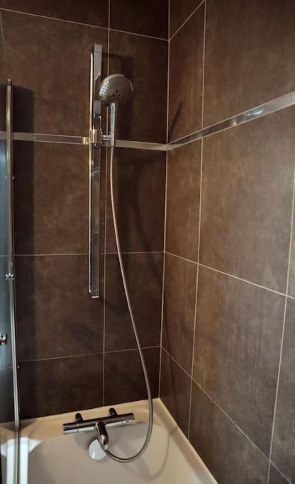Superbe Duplex En Hypercentre Ville 阿棉 外观 照片